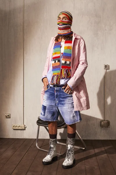 Look 44